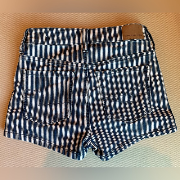 American Eagle Hi-Rise Shortie Blue & White Striped Shorts Size 0 - Picture 2 of 5